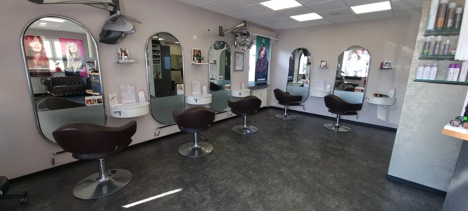 Blick in den Salon — Detailansicht
